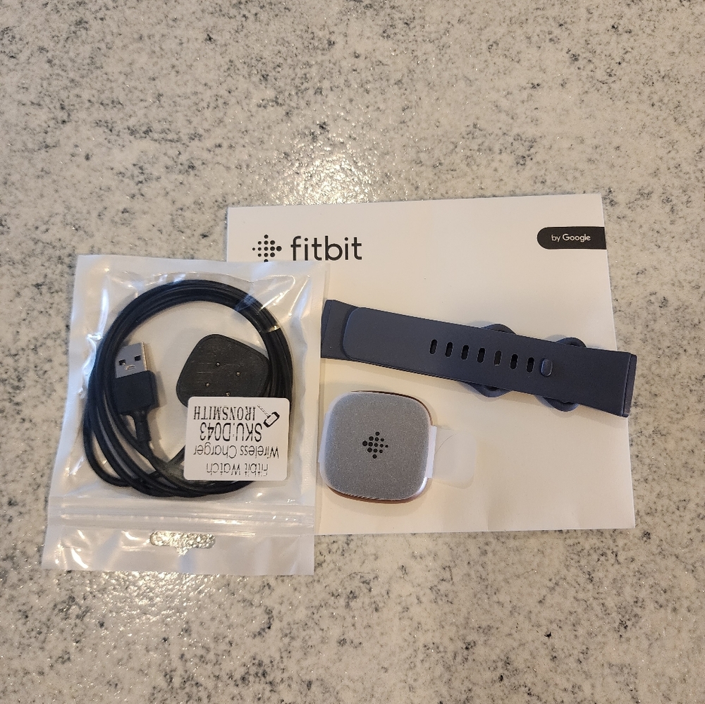 Fitbit Versa 4 Rose Gold with Charger and Band - Brand New